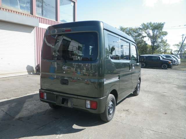Nissan NV100 Clipper 6