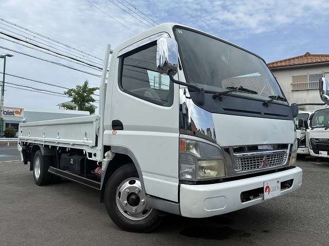 Mitsubishi Fuso Canter 4