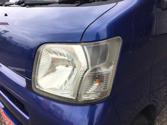 Daihatsu Hijet Cargo 10