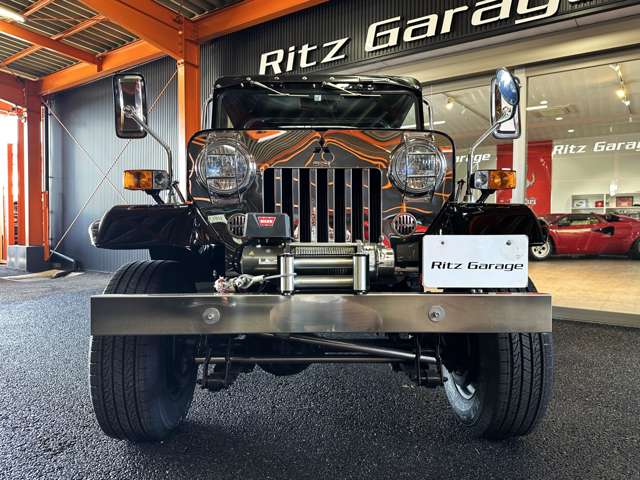 Mitsubishi Jeep 3