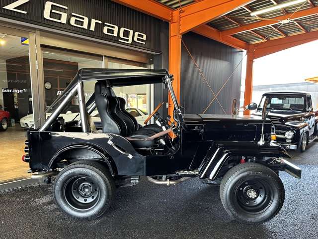 Mitsubishi Jeep 5