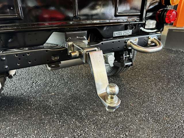 Mitsubishi Jeep 9