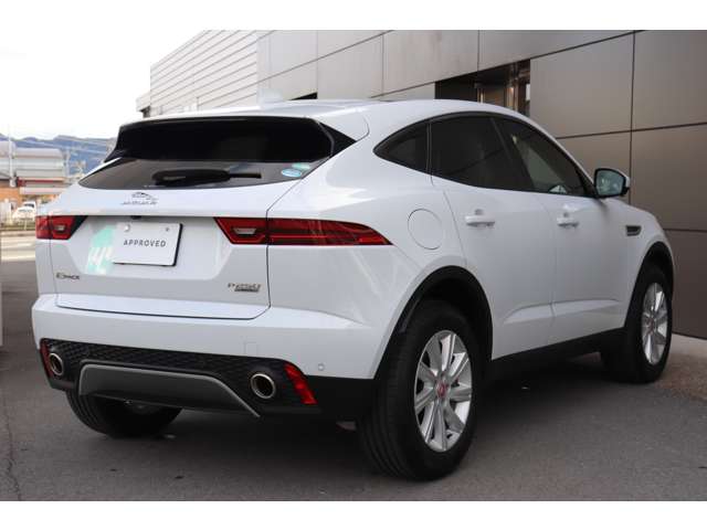 Jaguar E-Pace 7