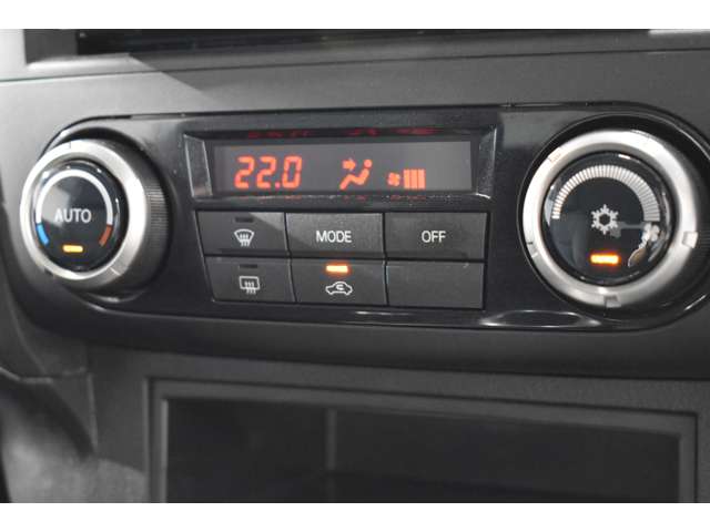 Mitsubishi Pajero 11