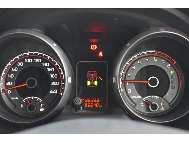 Mitsubishi Pajero 9