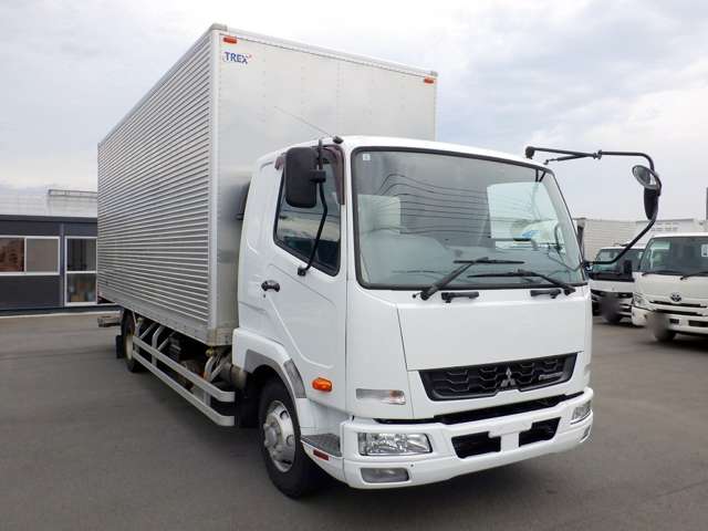 Mitsubishi Fuso Fighter 4