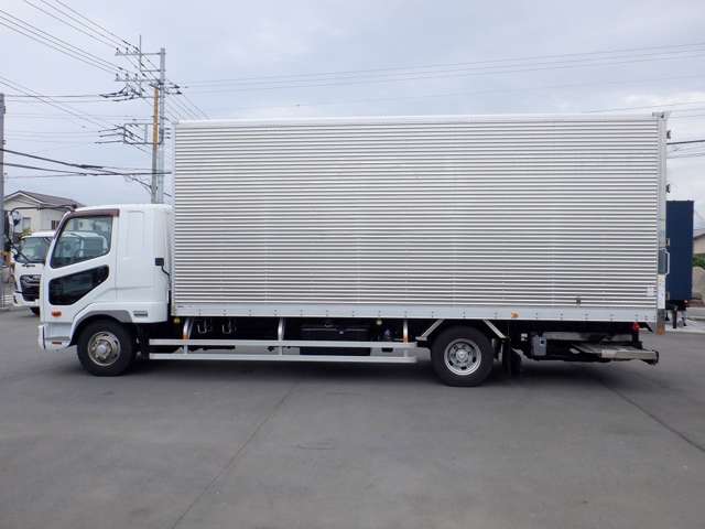 Mitsubishi Fuso Fighter 8