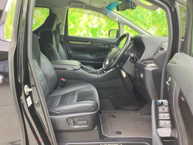 Toyota Alphard 2