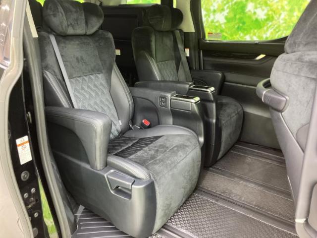 Toyota Alphard 7