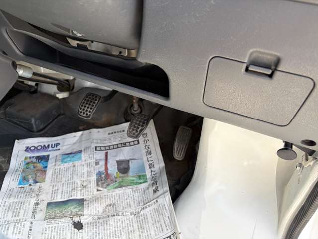 Daihatsu Hijet Deck Van 11