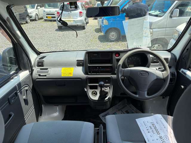 Daihatsu Hijet Deck Van 6