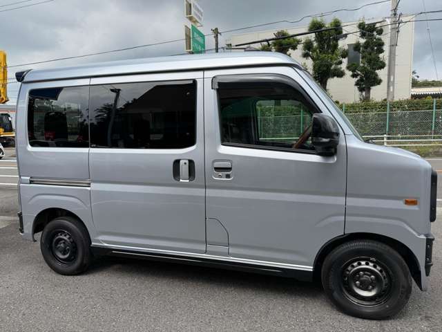 Daihatsu Atrai 5