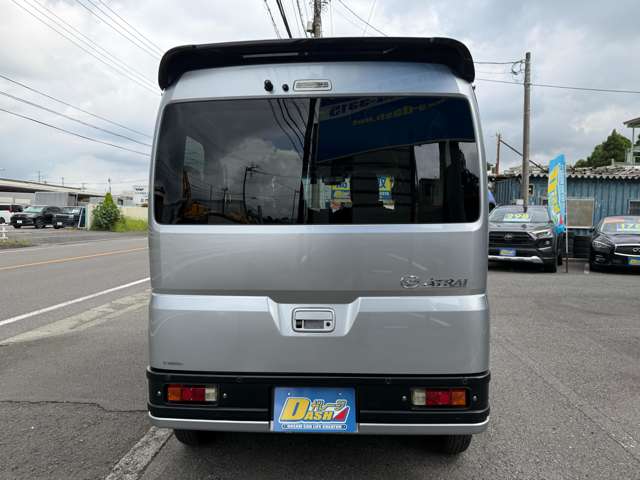 Daihatsu Atrai 6