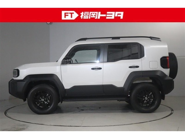 Toyota Land Cruiser FJ 4