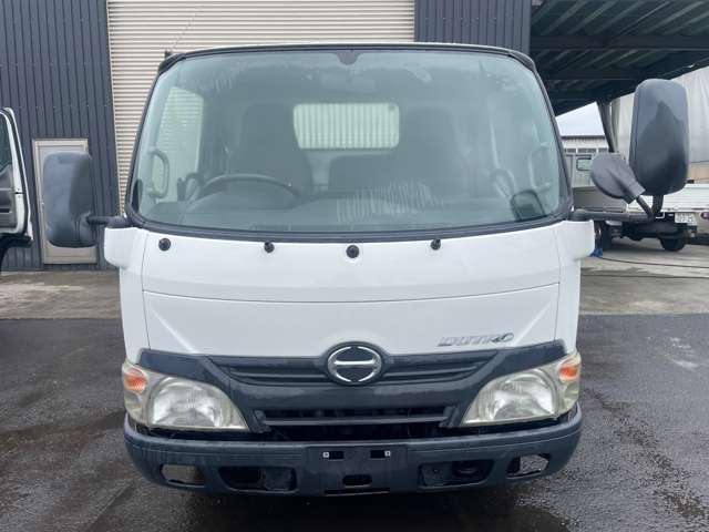 Hino Dutro 2