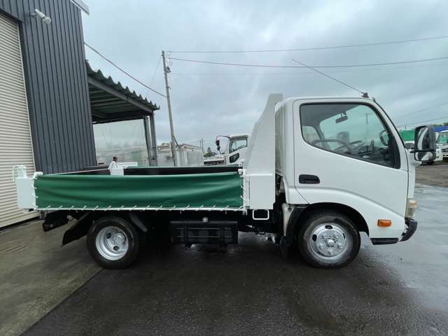 Hino Dutro 10