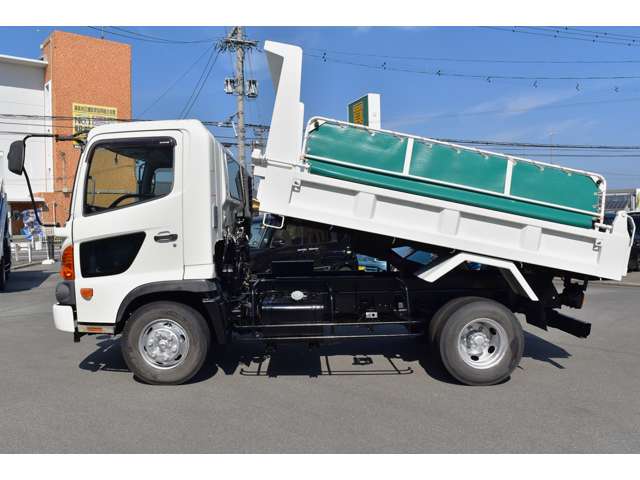 Hino Ranger 8