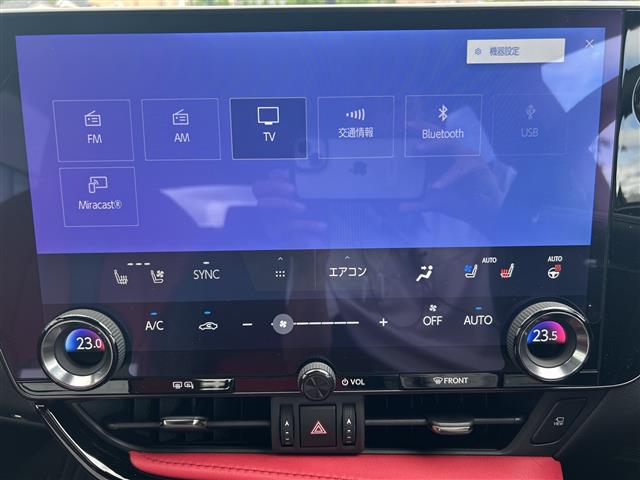 Lexus NX 7
