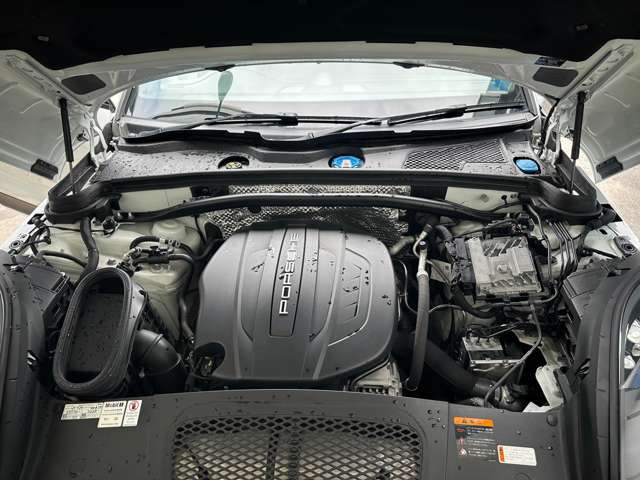 Porsche Macan 2