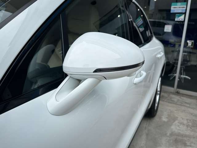Porsche Macan 10