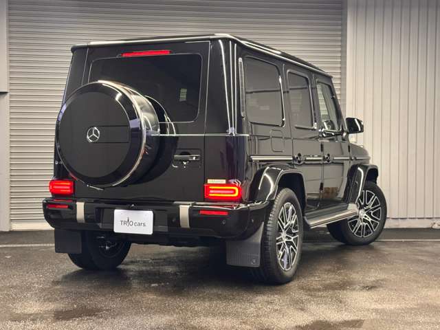 Mercedes-Benz G-Class 8