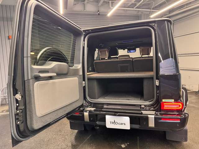 Mercedes-Benz G-Class 10