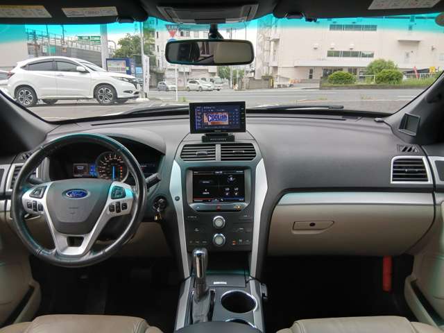 Ford Explorer 7