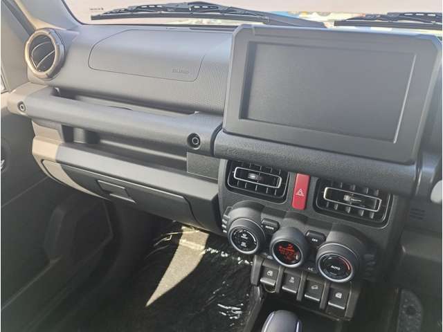 Suzuki Jimny Nomade 12