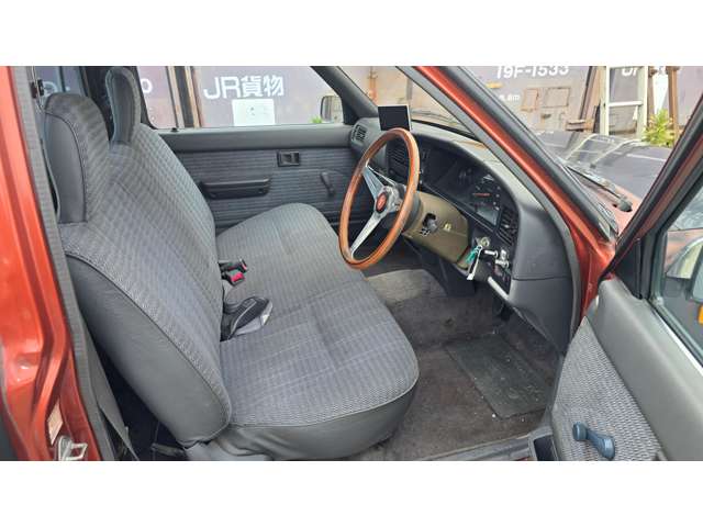 Toyota Hilux 3