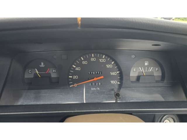 Toyota Hilux 5
