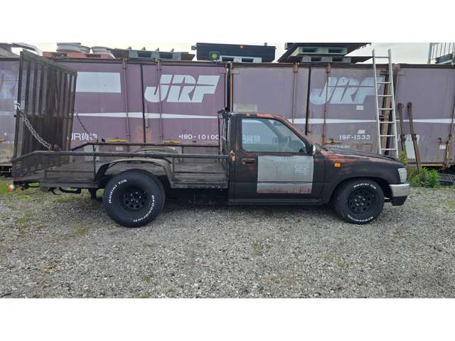 Toyota Hilux 6