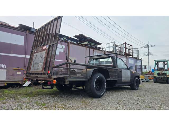 Toyota Hilux 7