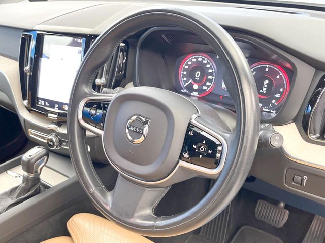 Volvo XC60 12