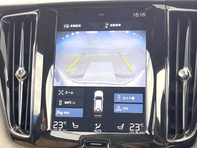 Volvo XC60 7