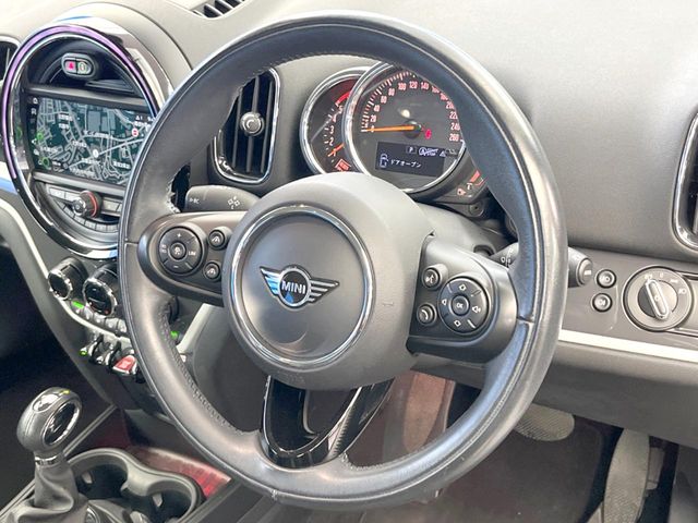 MINI Crossover 12