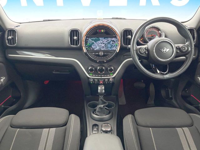 MINI Crossover 2