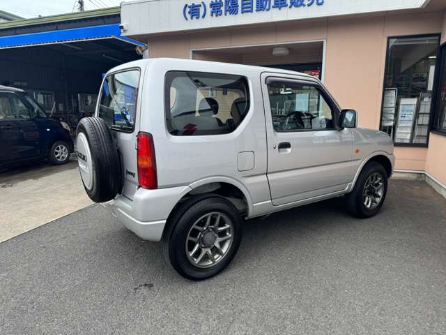 Suzuki Jimny 8