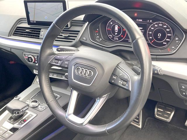 Audi Q5 12