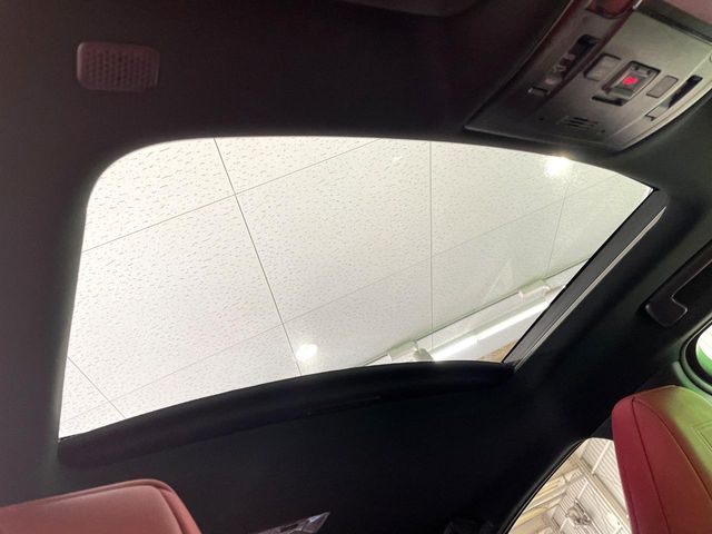 Lexus UX 3
