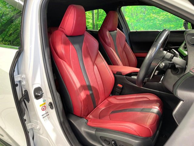 Lexus UX 10