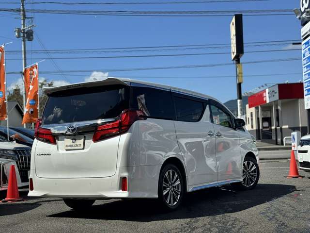 Toyota Alphard 10