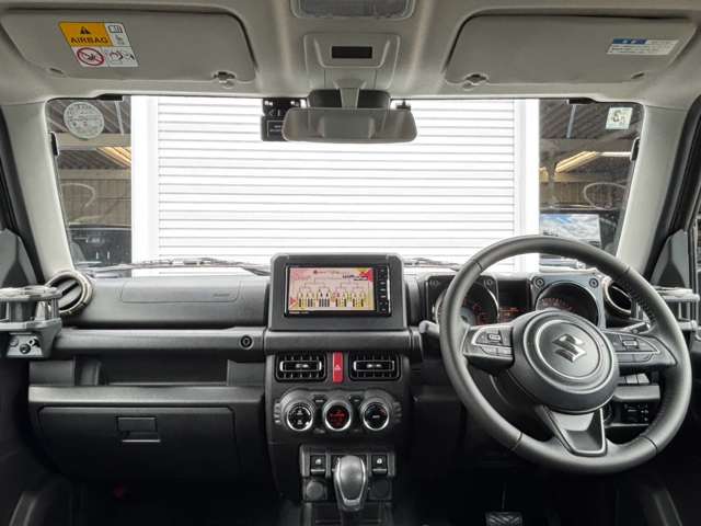 Suzuki Jimny 11