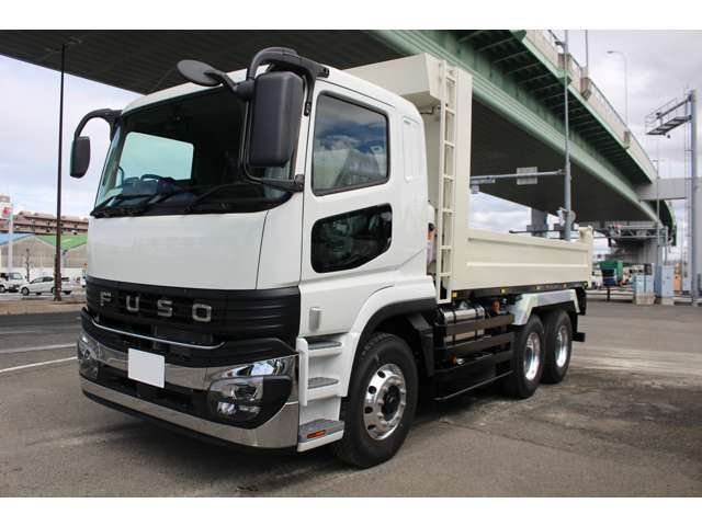 Mitsubishi Fuso Super Great 3