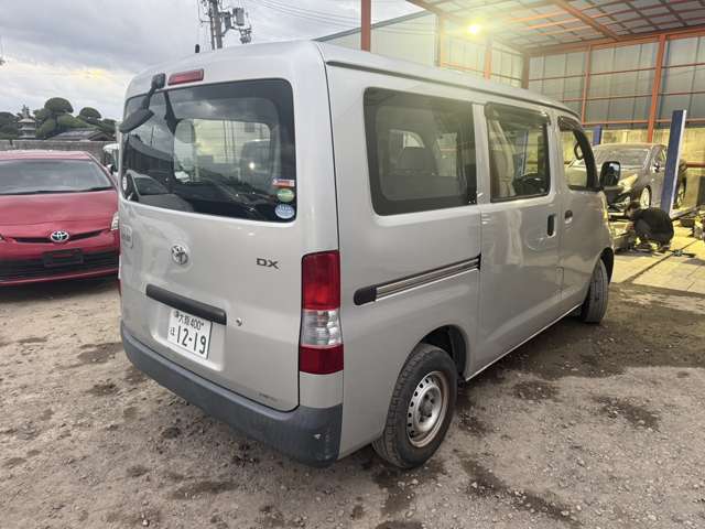 Toyota Light Ace Van 6