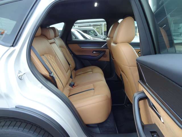 Mazda CX-60 9