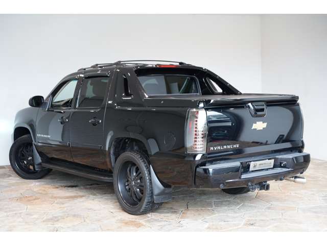 Chevrolet Avalanche 11