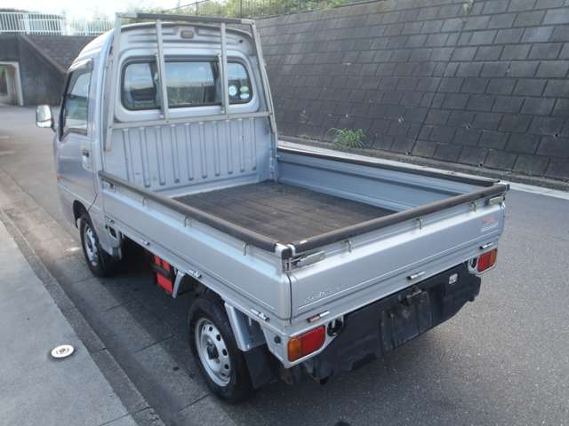 Subaru Sambar Truck 3