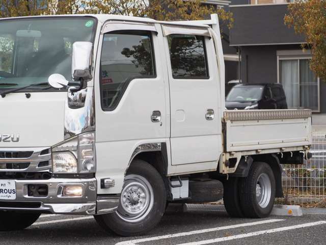 Isuzu Elf 7