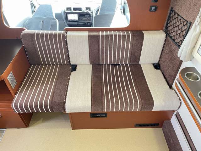 Mazda Bongo Truck 9
