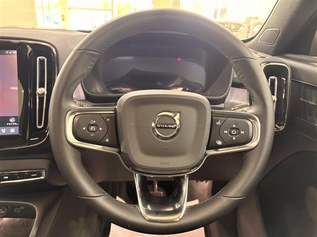 Volvo C40 6